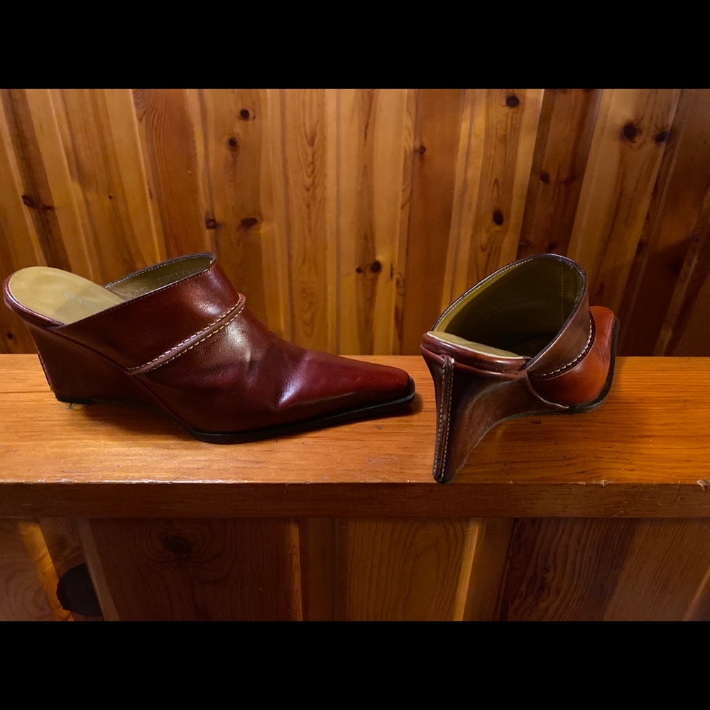 Cognac mules